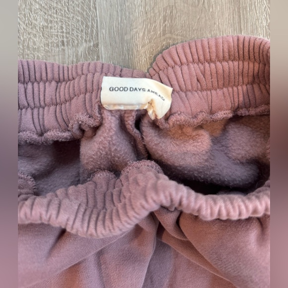 Comfrt Minimalist Sweatpants — Orchid - Picture 4 of 5